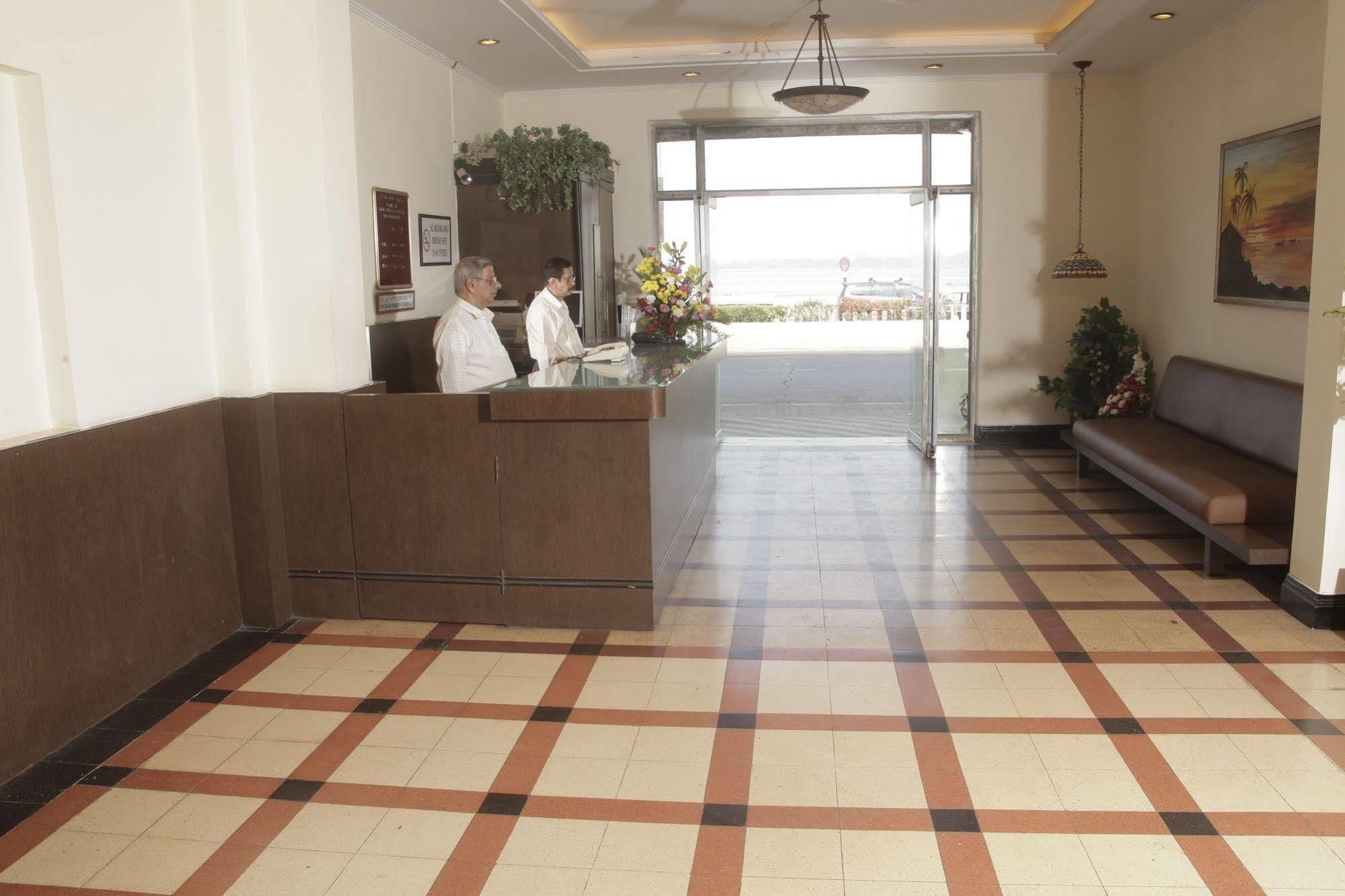 Sea Green Hotel Mumbai Kültér fotó